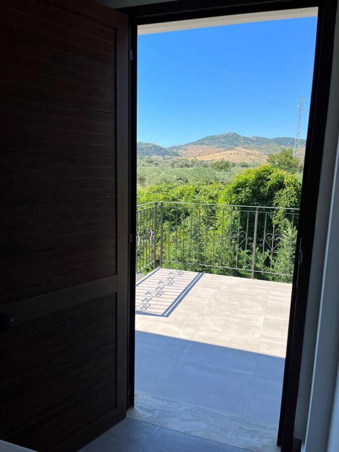 Policaretto Rooms Torretta  Екстер'єр фото